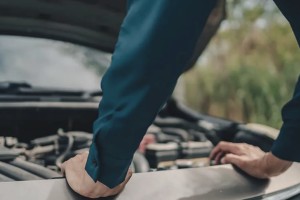 Άδειασε η μπαταρία επειδή έμειναν φώτα ή αλάρμ ανοιχτά: χρειάζεται αντικατάσταση;