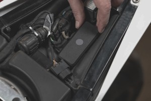 GPS tracker και μπαταρία μοτοσυκλέτας: Γιατί η ακινησία μπορεί να οδηγήσει σε πρόωρη αποφόρτιση